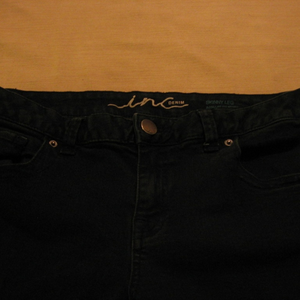 INC Skinny Leg Jeans Black Denim Size 12S Used